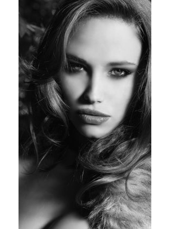 Agathe Teyssier (model)