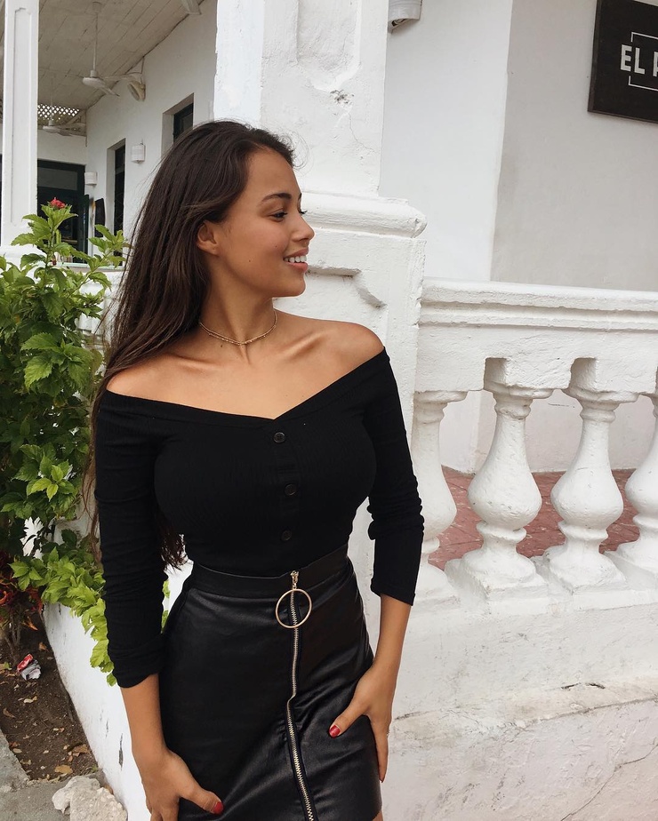 Fiona Barron Fiona Barron