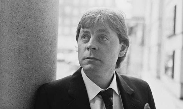 Hywel Bennett