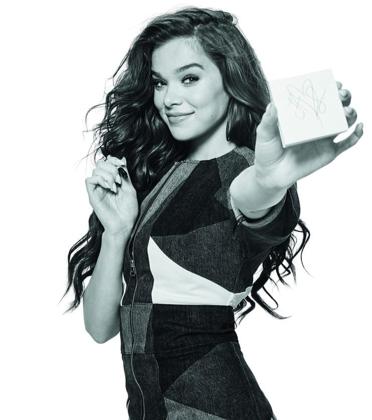 Hailee Steinfeld Hailee Steinfeld