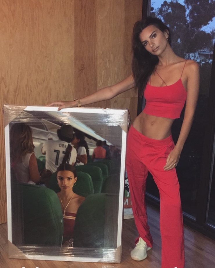 Emily Ratajkowski