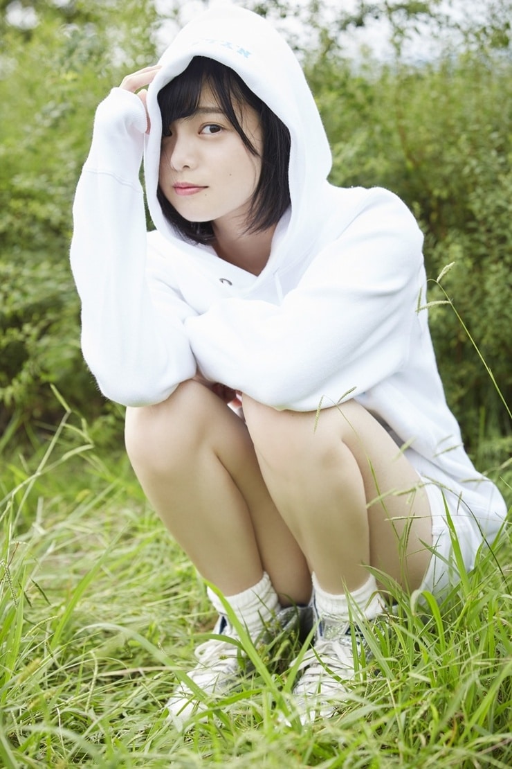 Yurina Hirate