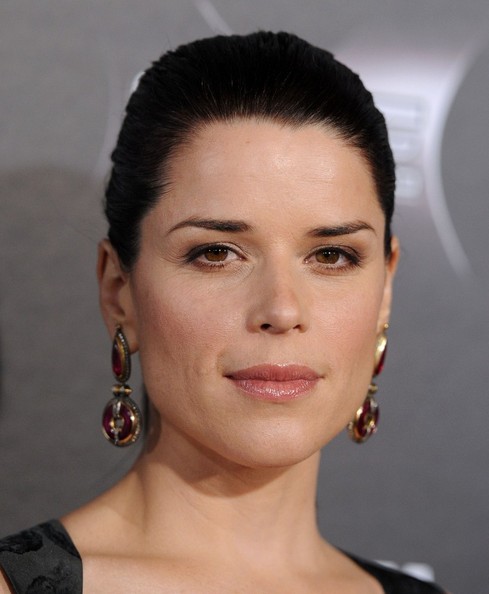 Neve Campbell