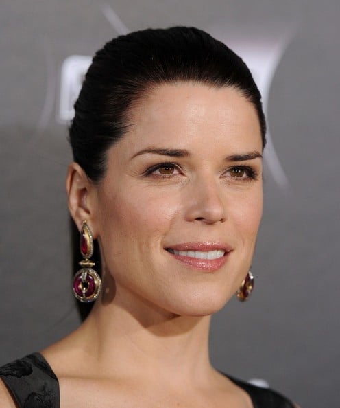 Neve Campbell