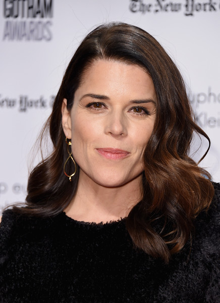 Neve Campbell