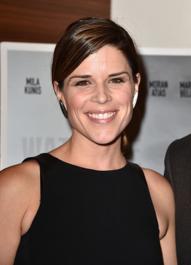 Neve Campbell