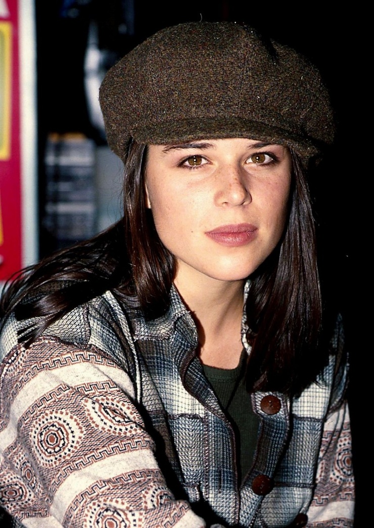 Neve Campbell