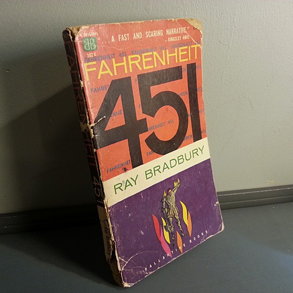Fahrenheit 451