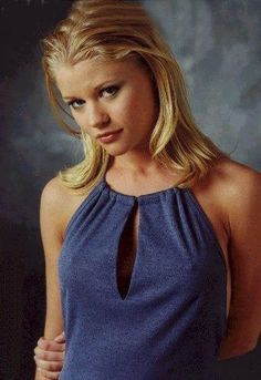 Tess Harding