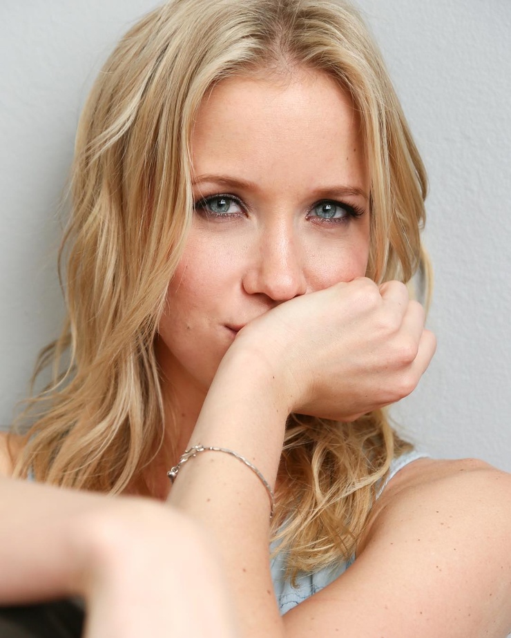 Jessy Schram