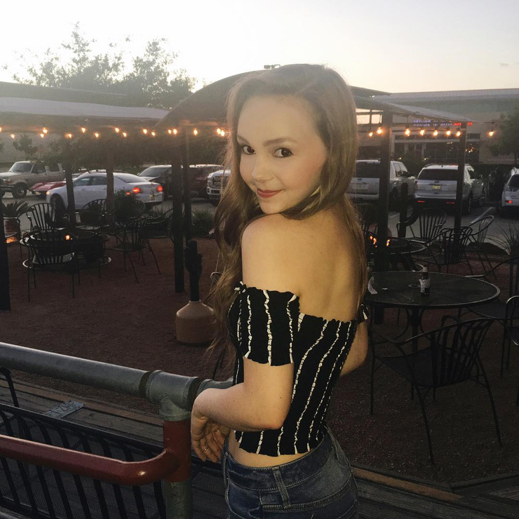 Savannah May