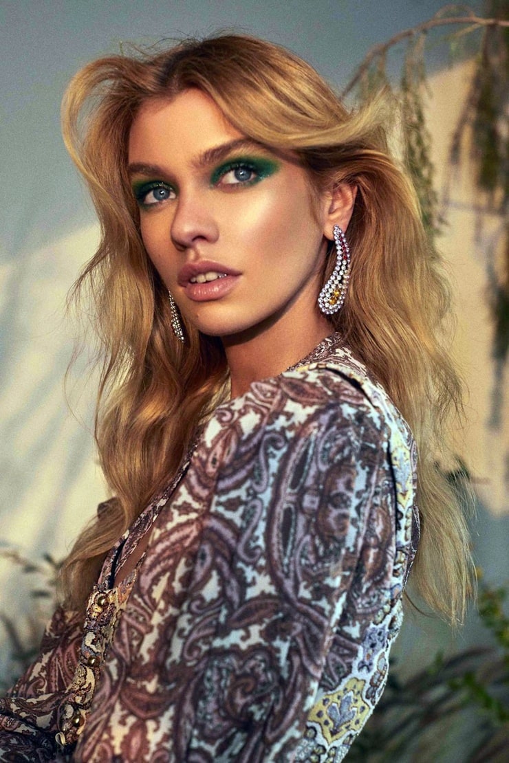 stella maxwell