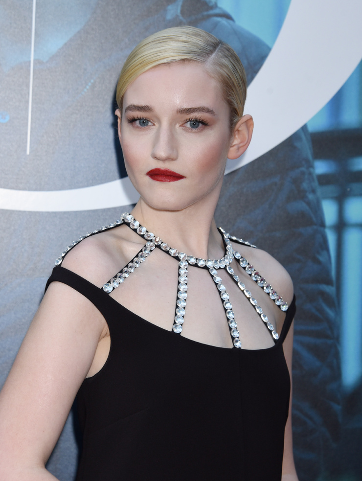 Julia Garner Julia Garner