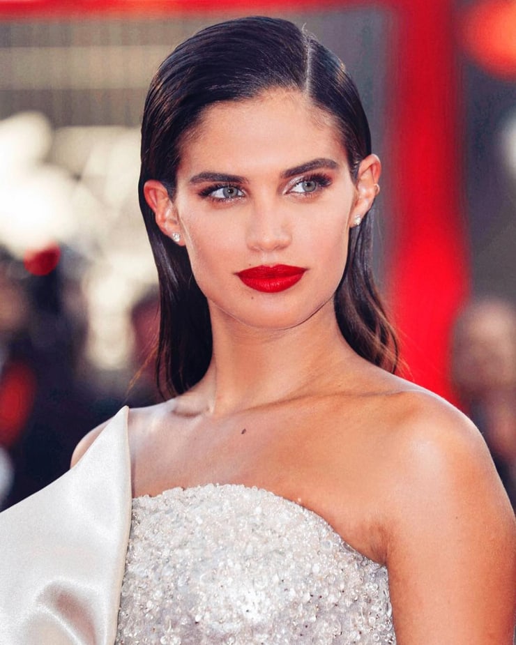 Sara Sampaio Sara Sampaio