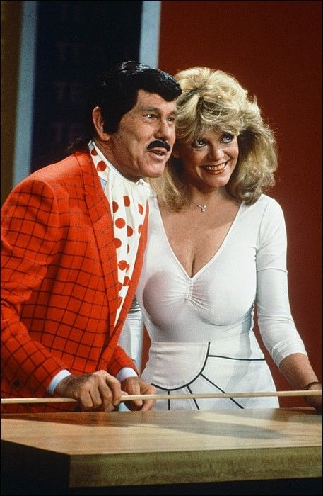Carol Wayne