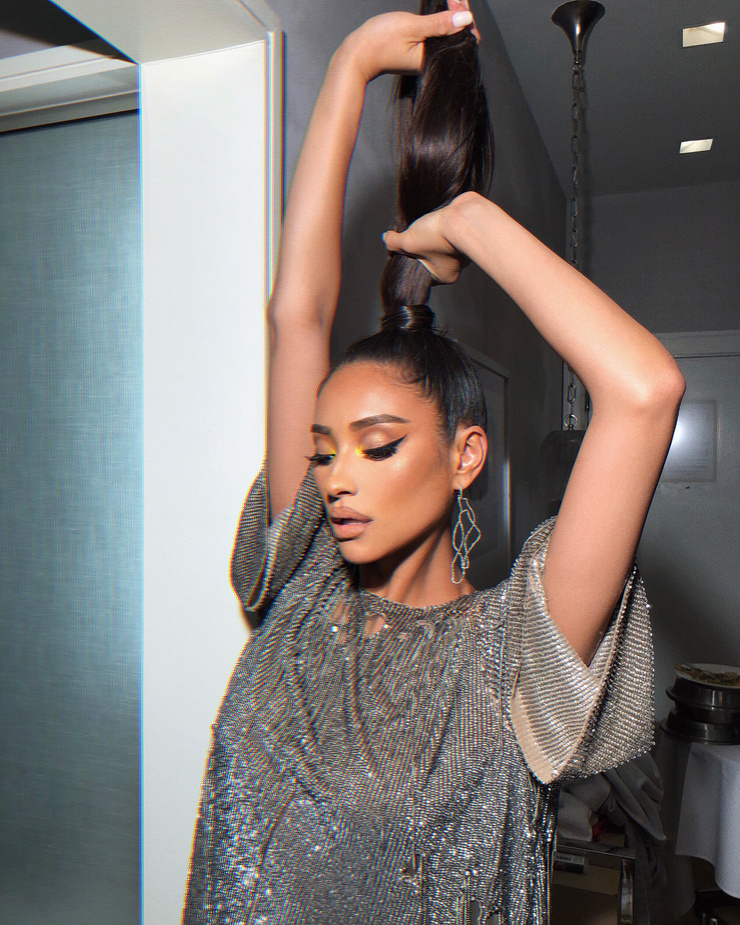 Shay Mitchell