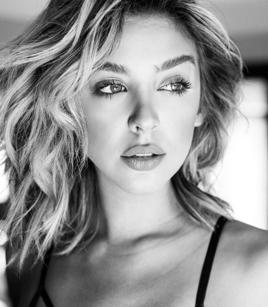 Nadia Mejia Nadia Mejia
