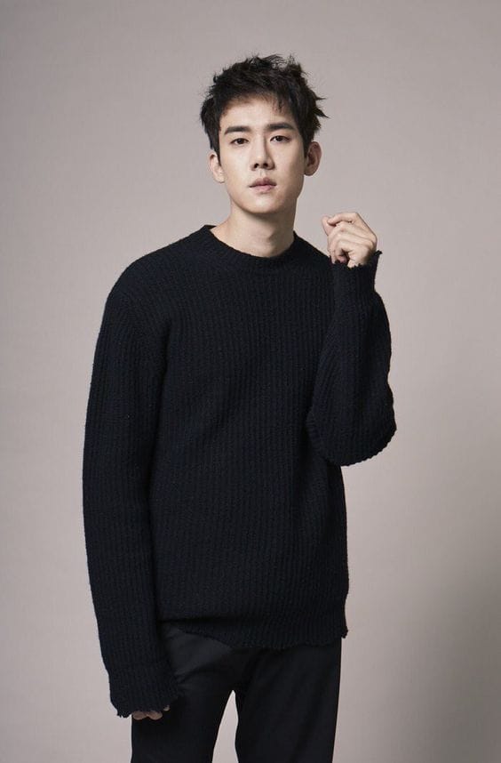 Yeon-Seok Yoo