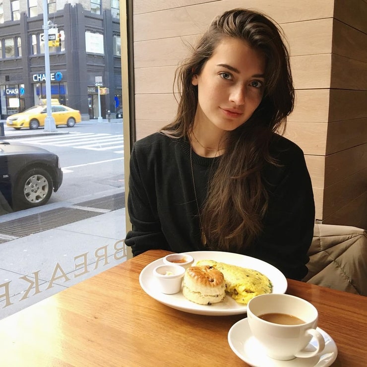 Jessica Clements