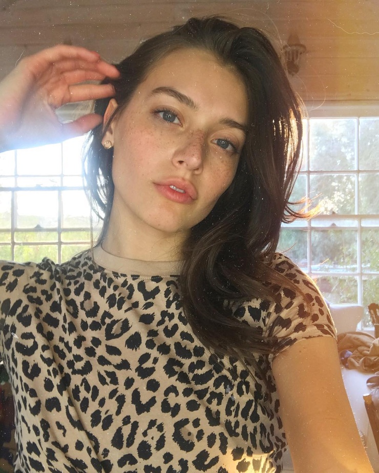Jessica Clements Jessica Clements