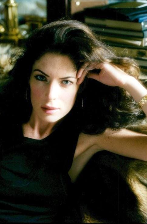 Lara Flynn Boyle