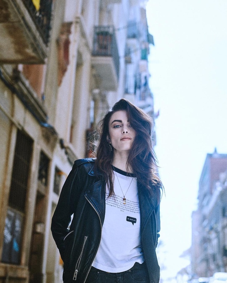 Charleen Weiss Charleen Weiss