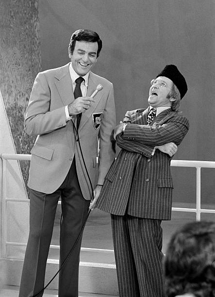 Mike Connors Mike Connors