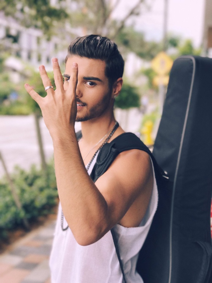 Abraham Mateo