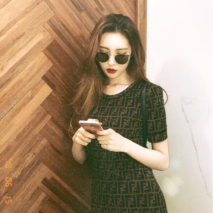 Lee Sunmi