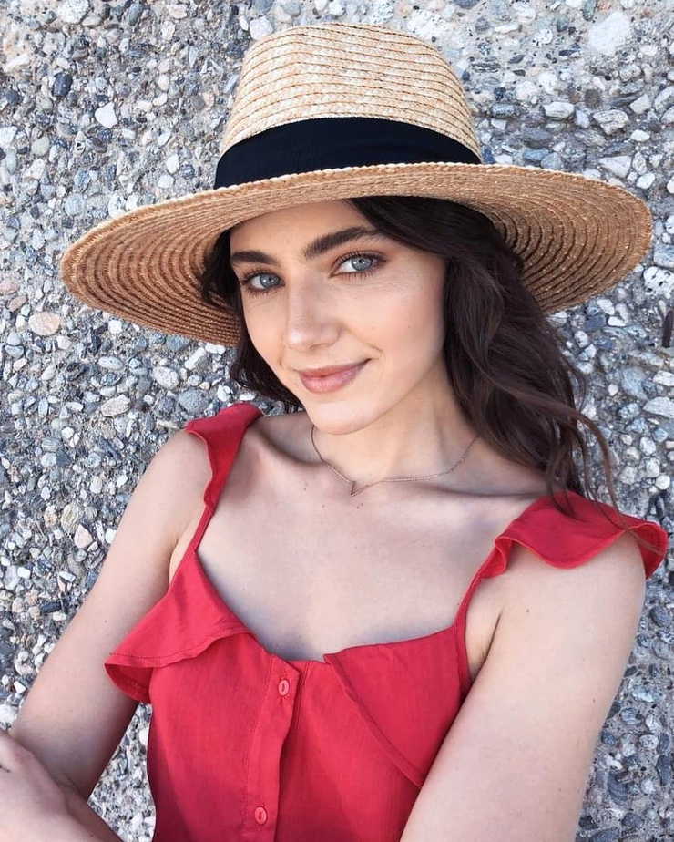 Amelia Zadro Amelia Zadro
