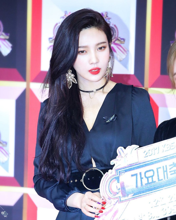 Joy (Park Soo Young)