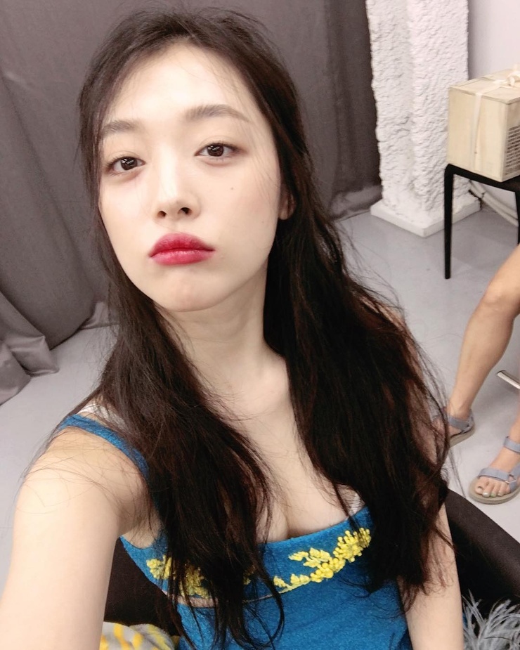 Seol-ri Choi Seol-ri Choi