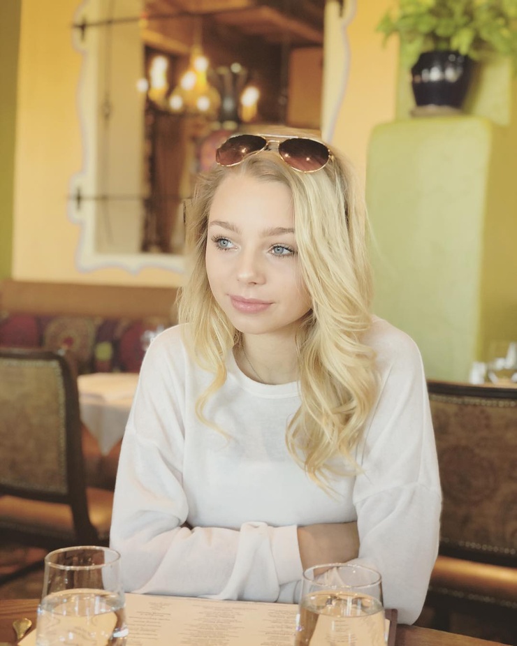 Gwen Rachel