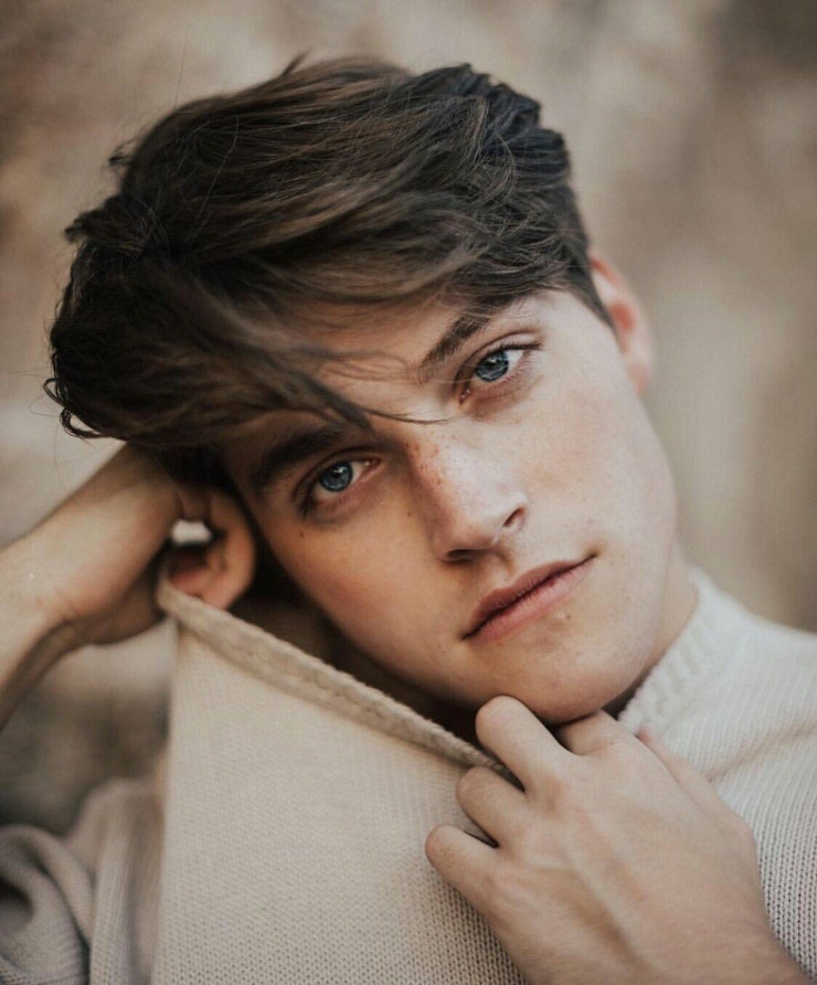 Froy Gutierrez