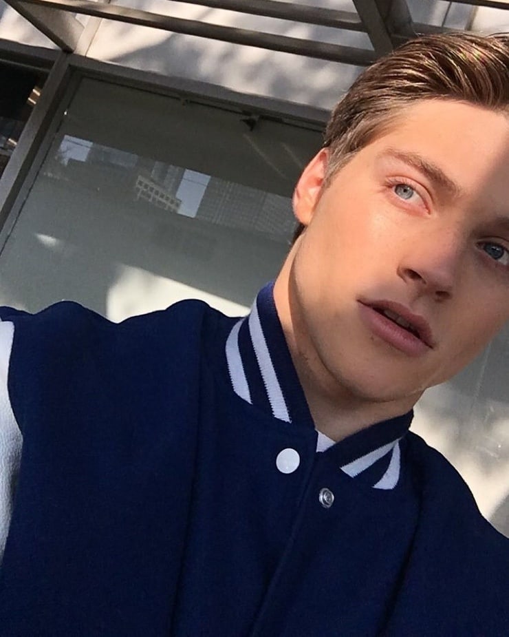 Froy Gutierrez