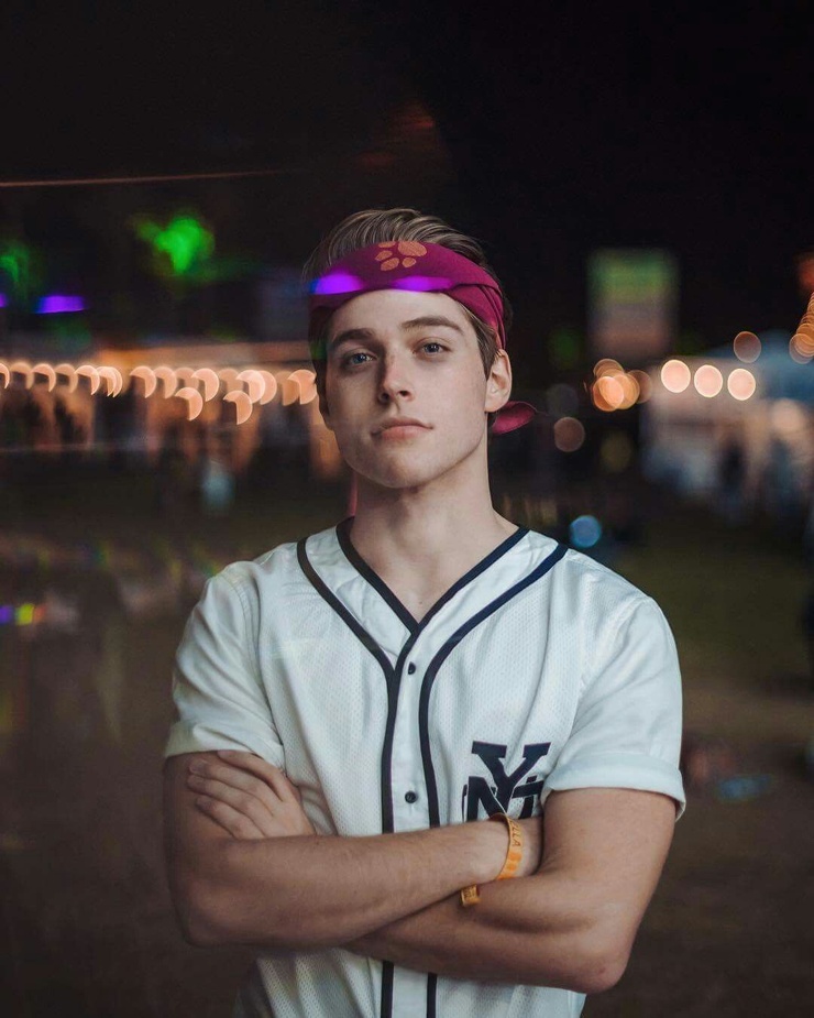 Froy Gutierrez