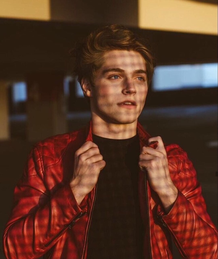 Froy Gutierrez