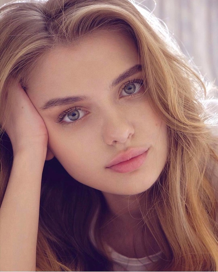 Snezhana Yanchenko Snezhana Yanchenko