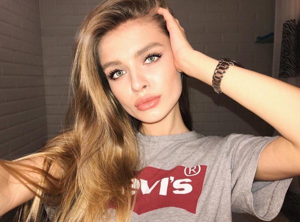 Snezhana Yanchenko Snezhana Yanchenko