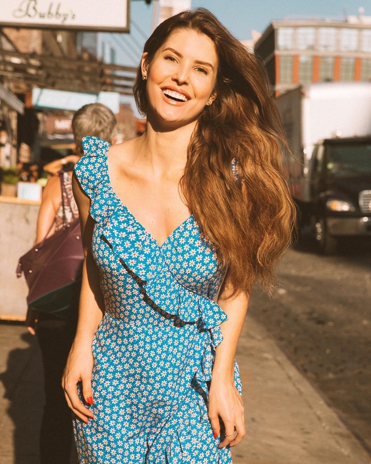 Amanda Cerny Amanda Cerny