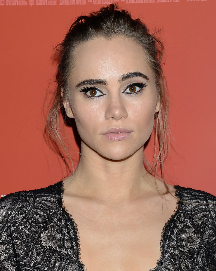 Suki Waterhouse