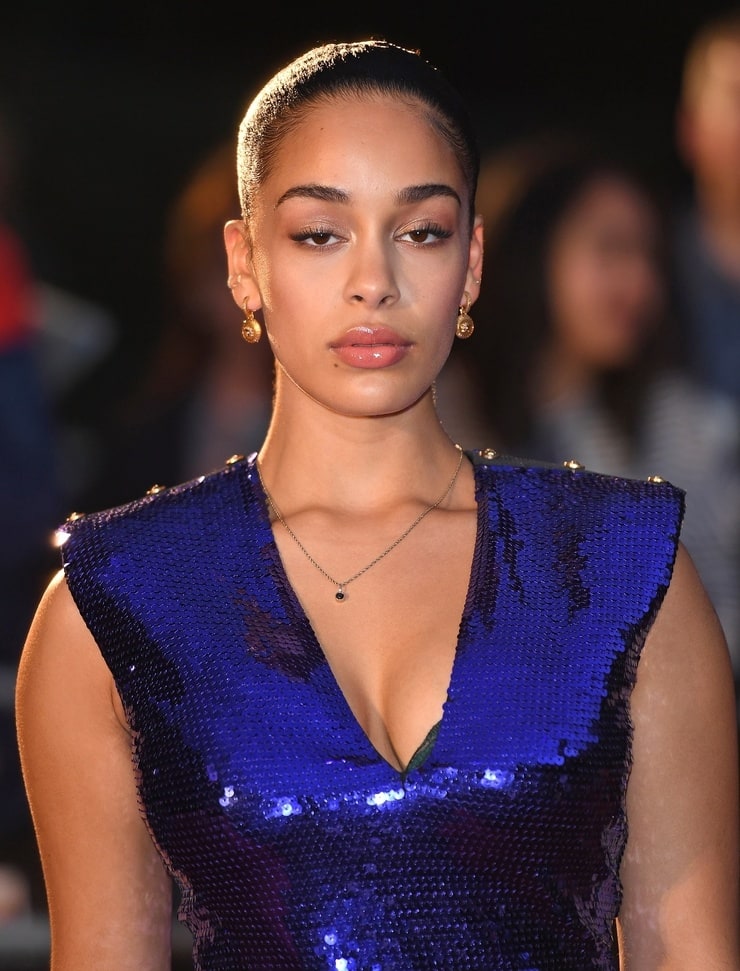 Jorja smith фото