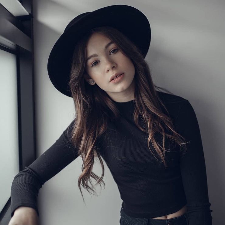 Amelie Zohar