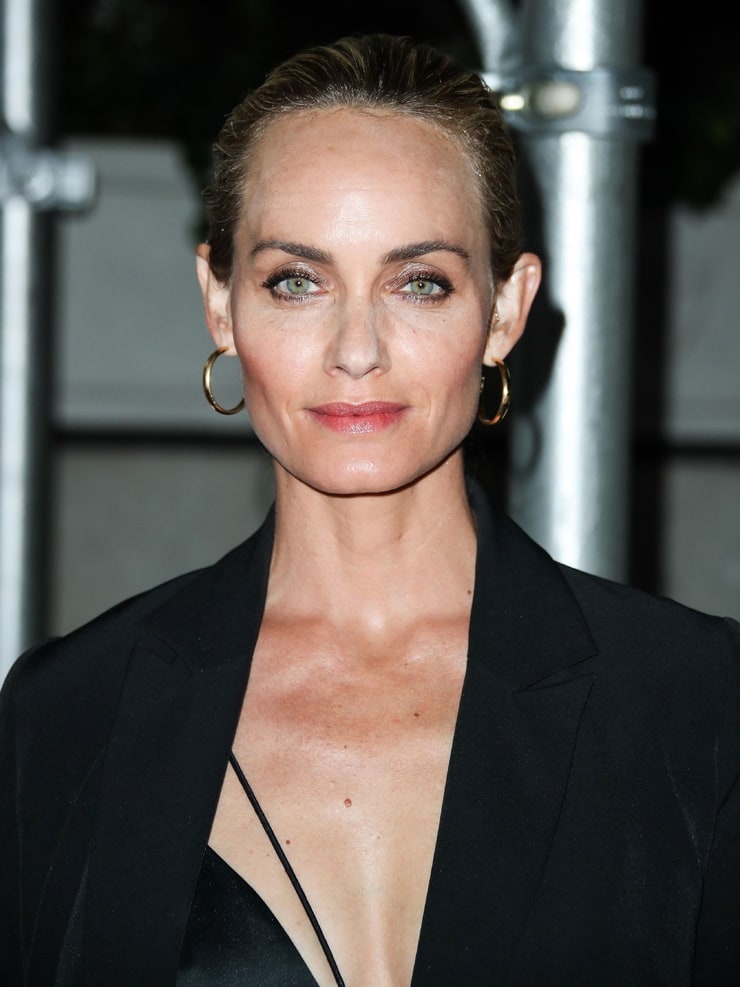 Amber Valletta