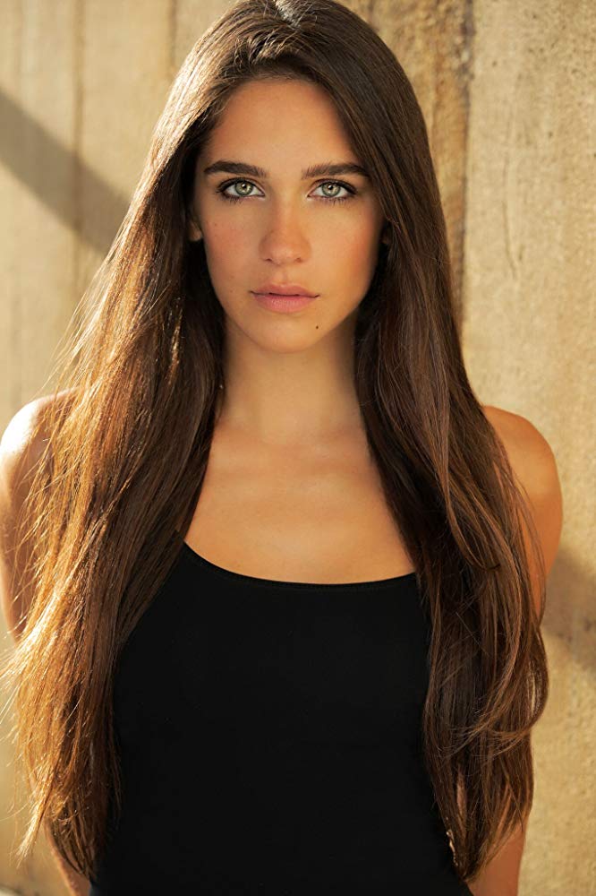 Isabel Pakzad Isabel Pakzad