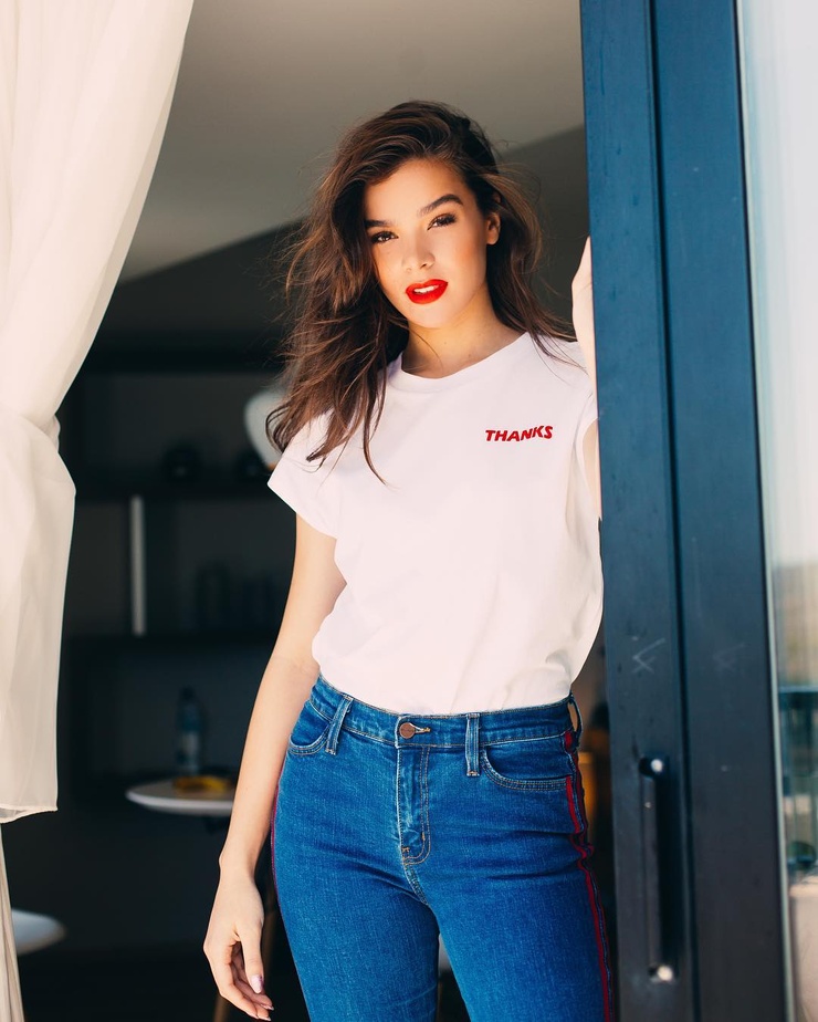 Hailee Steinfeld Hailee Steinfeld