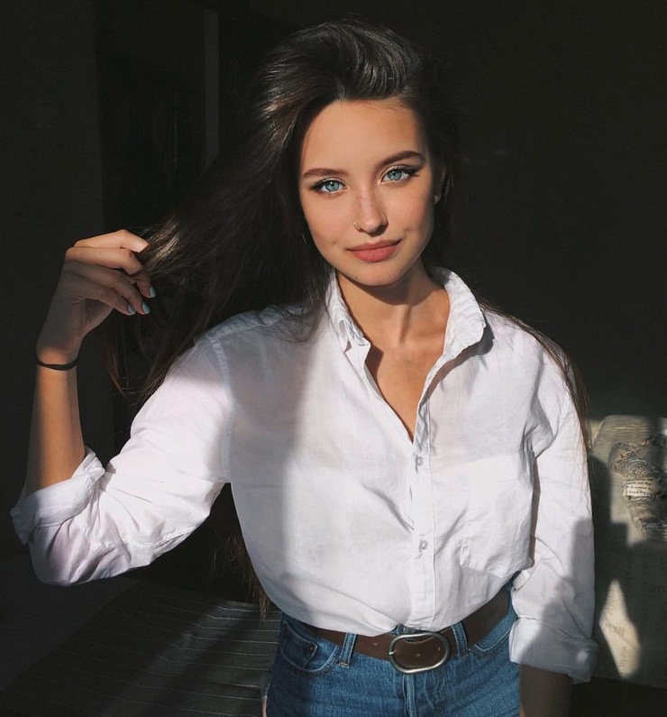 Katya Miró