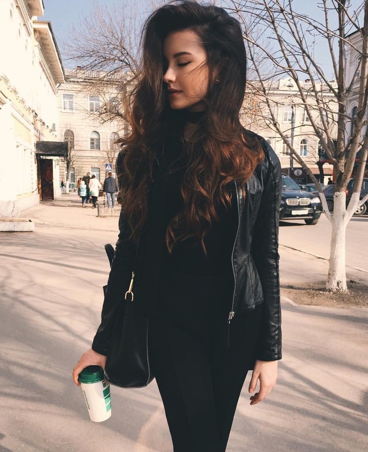 Katya Miró