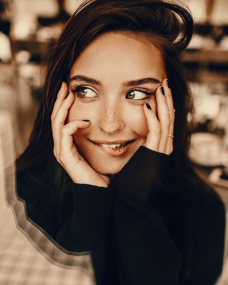 Katya Miró