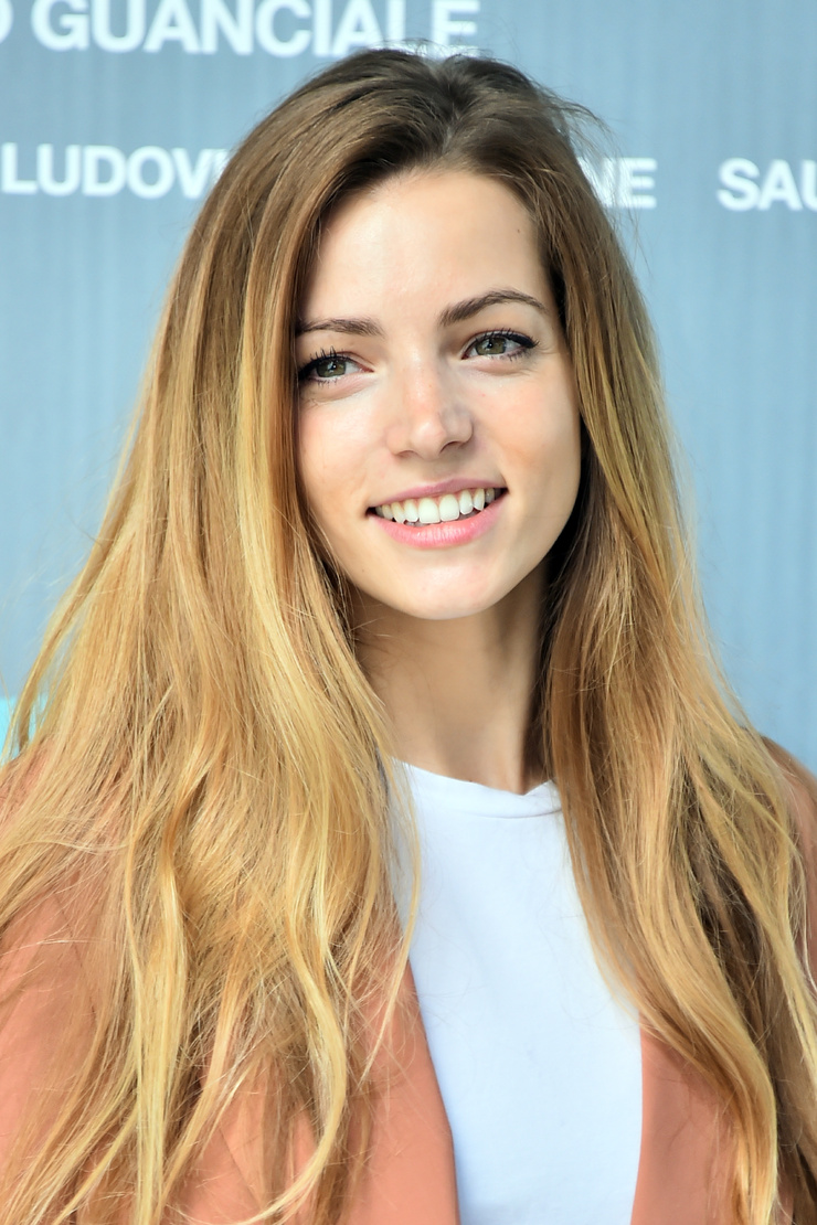 Aurora Ruffino Aurora Ruffino